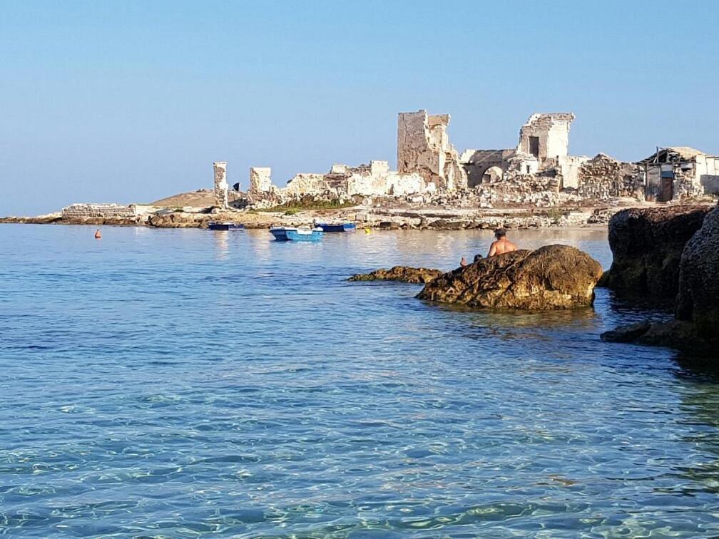 D'Orazio Mare E Dintorni Acomodação com café da manhã Trapani Exterior foto